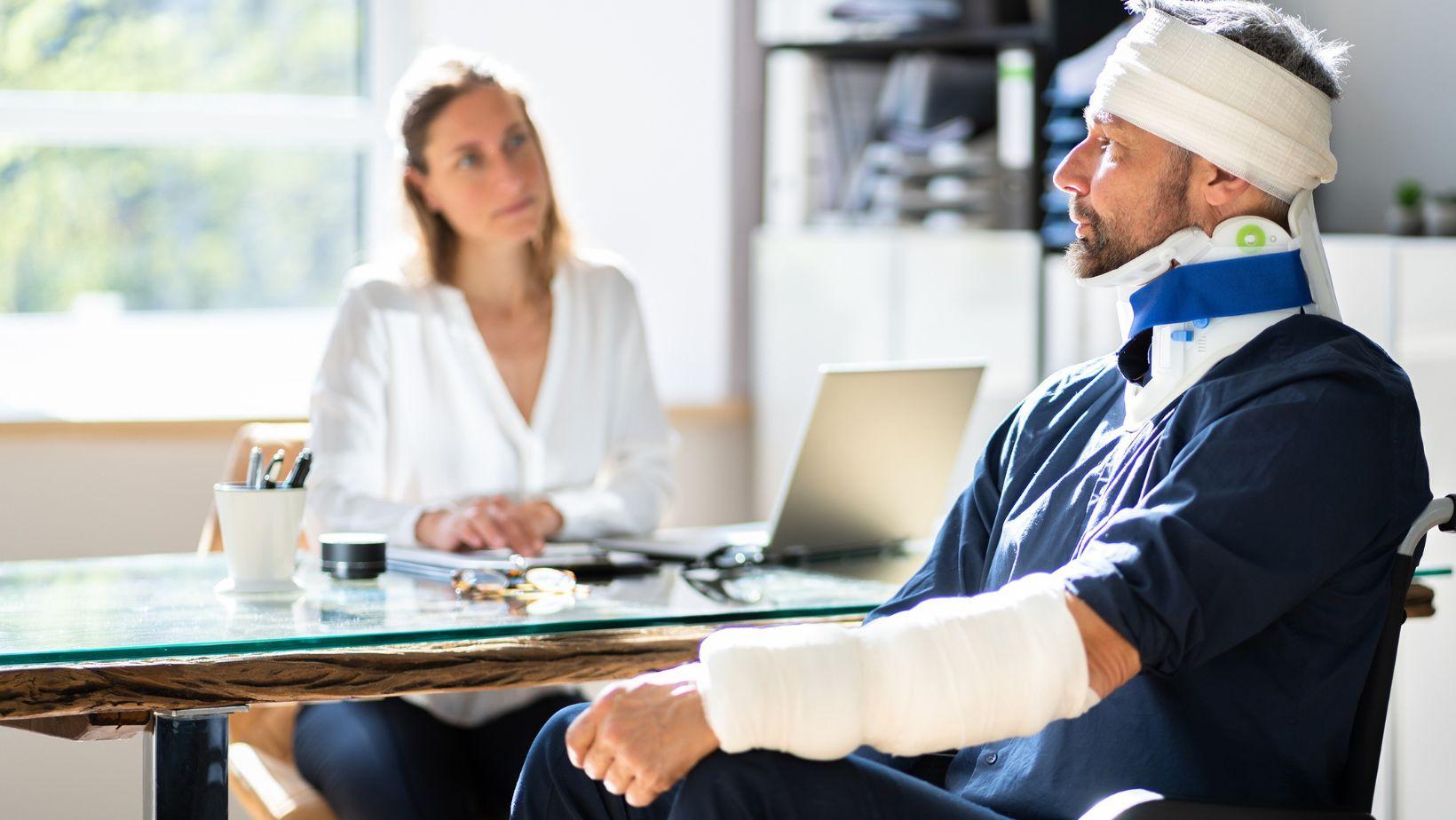 traumatic brain injuries, crash injury recovery, brain trauma symptoms, family guide traumatic injuries, sudden crash aftermath, head injury treatment, vehicle accident brain injury, understanding traumatic injuries, post crash brain injuries, brain injury support
